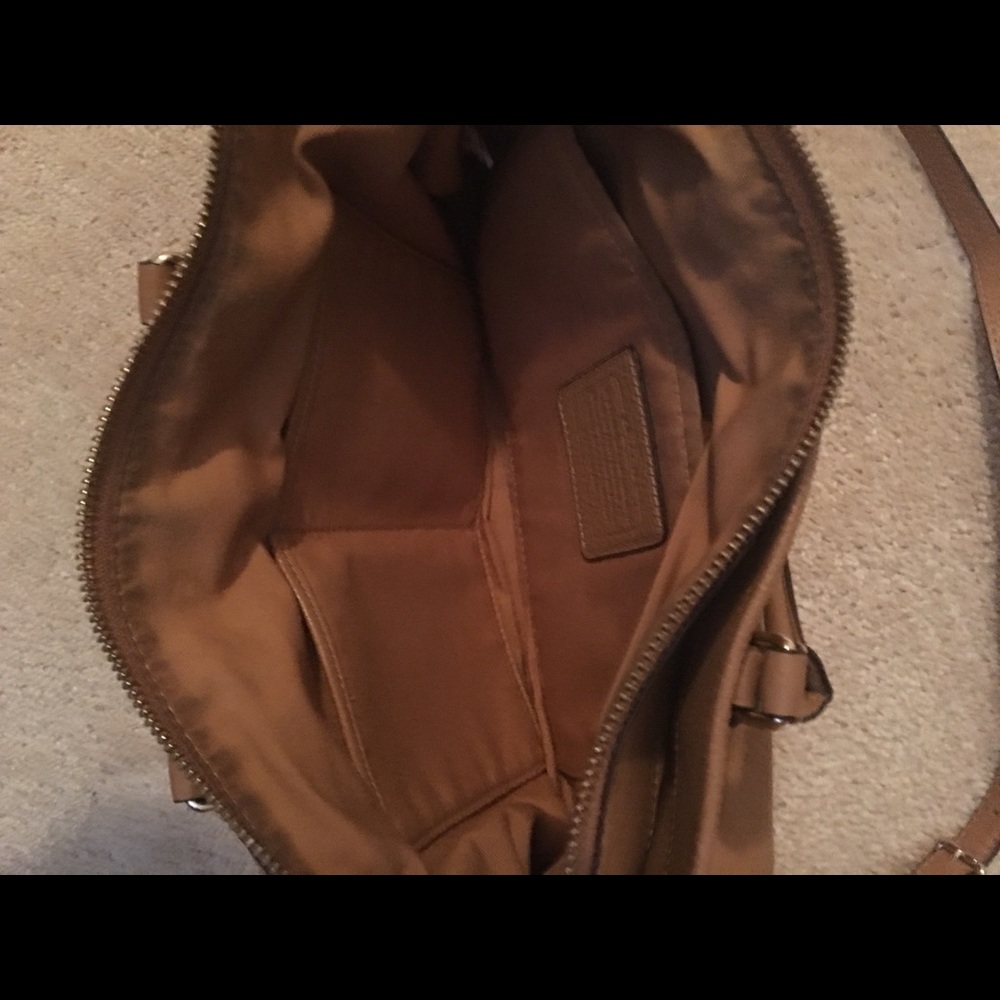 Coach handbag - Picture 3 of 3